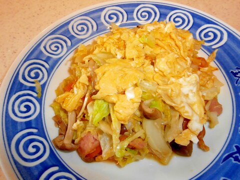 半熟卵が美味しい☆野菜炒め☆